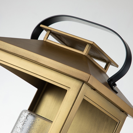 Duża latarnia naścienna Atwater - 1 źródło światła - Postarzany mosiądz Atwater Quintiesse Hinkley QN-ATWATER-L-PDB