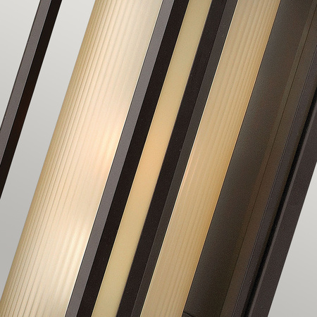 Średnia latarnia naścienna Castelle - 1 źródło światła - Brązowa Castelle Quintiesse Hinkley QN-CASTELLE-M-BZ