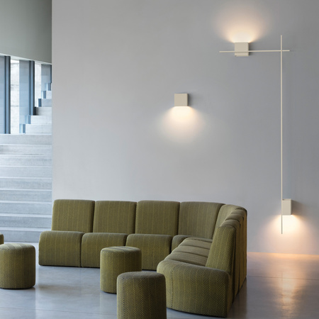 Vibia Structural lampa ścienno-sufitowa LED 1-punktowa szer. 16 wys. 16 gl. 6 cm kremowy mat