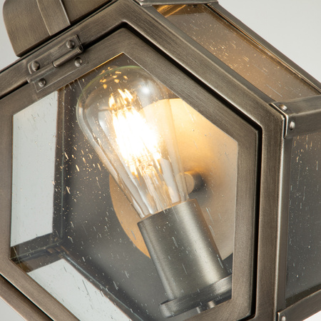 Mała latarnia naścienna Heath - 1 źródło światła - Oksydowany brąz Heath Quintiesse Quoizel QN-HEATH-S-BU