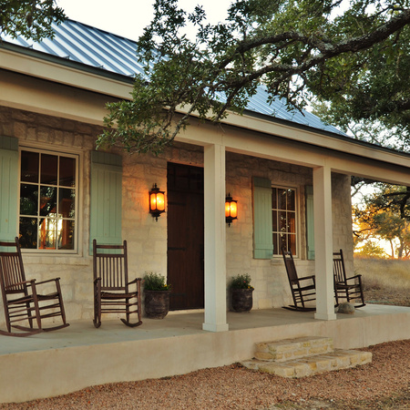 Duża latarnia naścienna Market Square - 3 źródła światła Market Square Quintiesse Feiss QN-MARKET-SQUARE-L