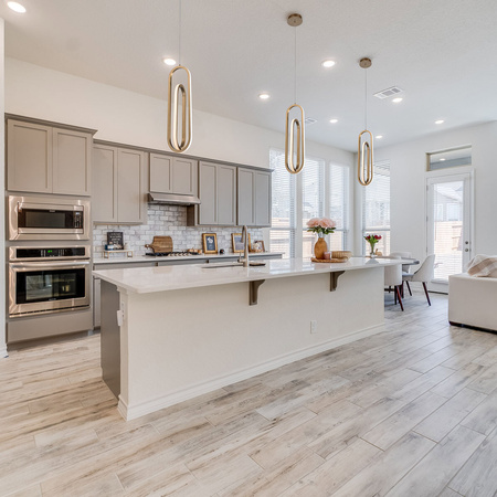 Lampa wisząca Demark - Szczotkowane złoto Quintiesse Eurofase QN-DEMARK-1P-BG