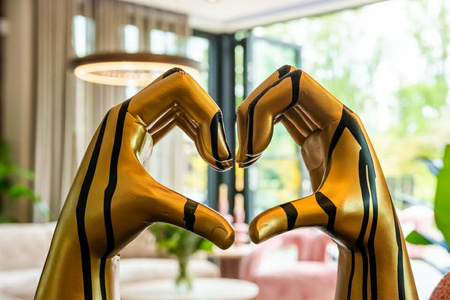 RICHMOND podpórka do książek LOVE czarno-złota